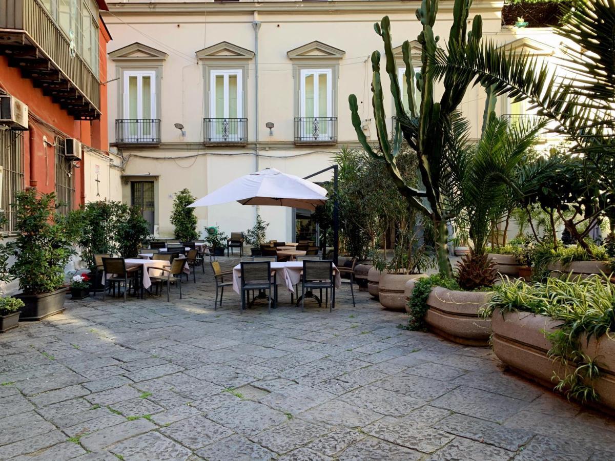 Core City Apartment - Cappella Vecchia เนเปิลส์ ภายนอก รูปภาพ