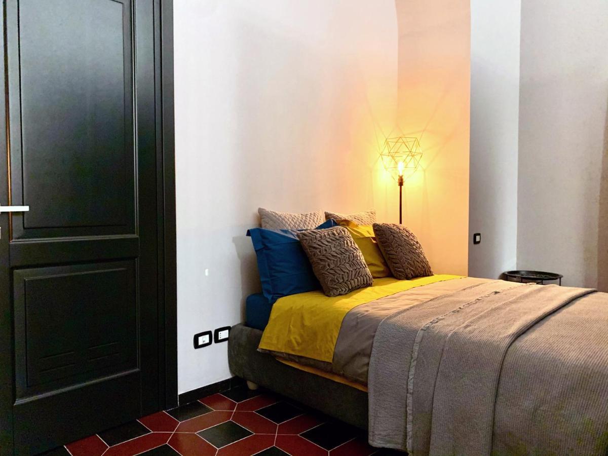 Core City Apartment - Cappella Vecchia เนเปิลส์ ภายนอก รูปภาพ