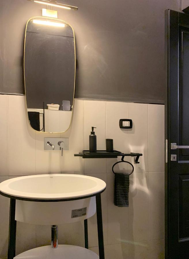 Core City Apartment - Cappella Vecchia เนเปิลส์ ภายนอก รูปภาพ